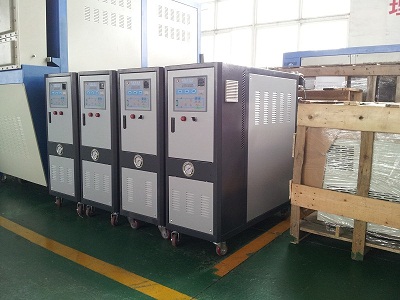 導熱油加熱器，模溫機，油溫機