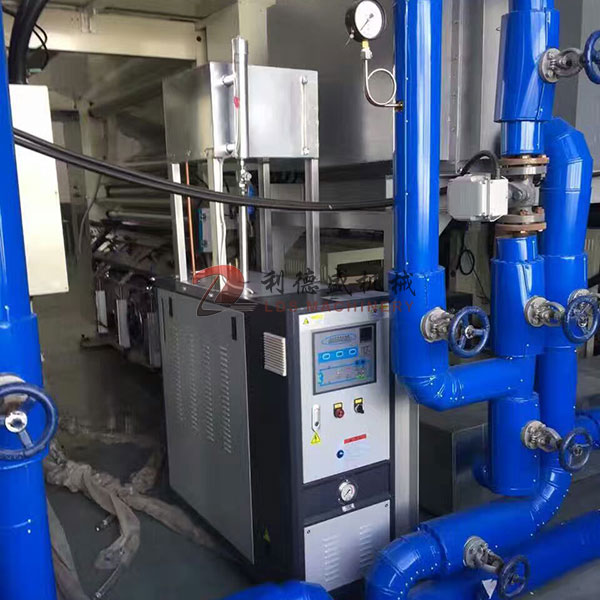 上海輥筒加熱器，輥筒導(dǎo)熱油加熱器，輥筒溫度控制機(jī)